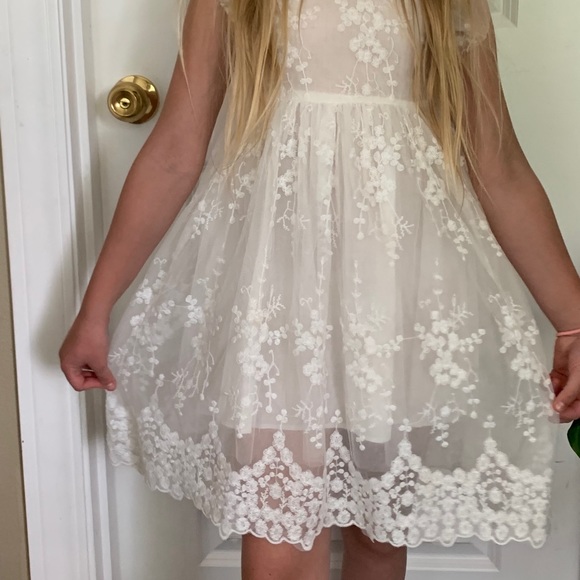 White lace summer dress with bow in the back 7T - Picture 9 of 16